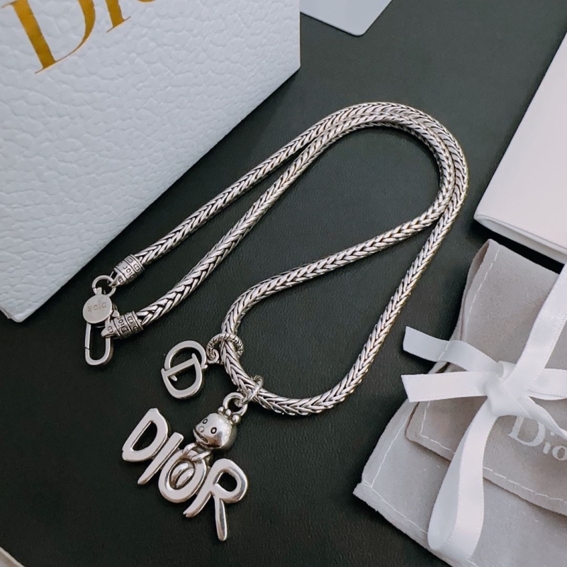 chr1st1an D10r necklaces